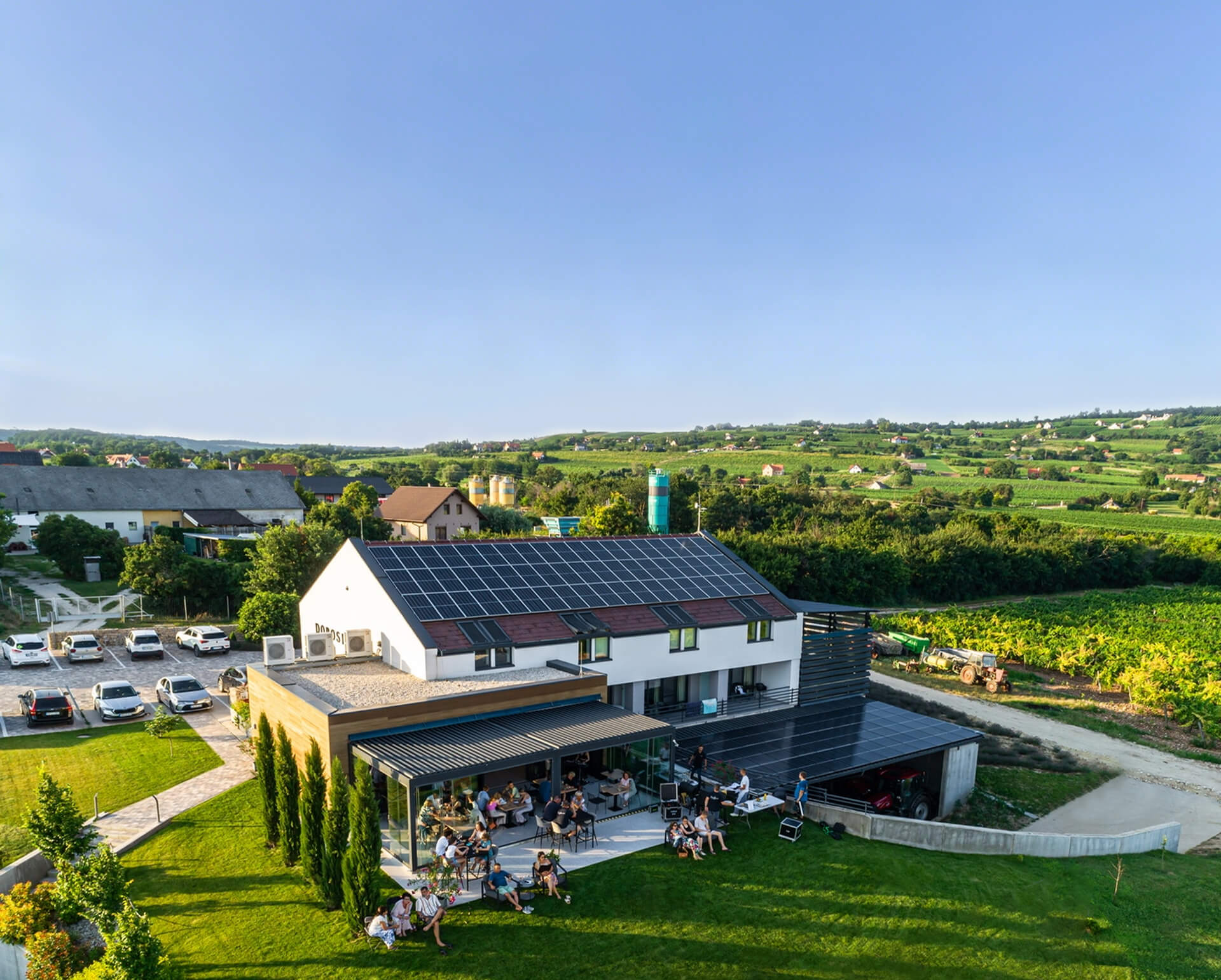 custom structures pergola