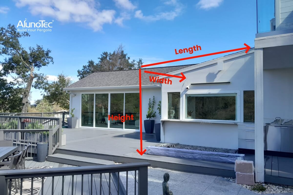 pergola size