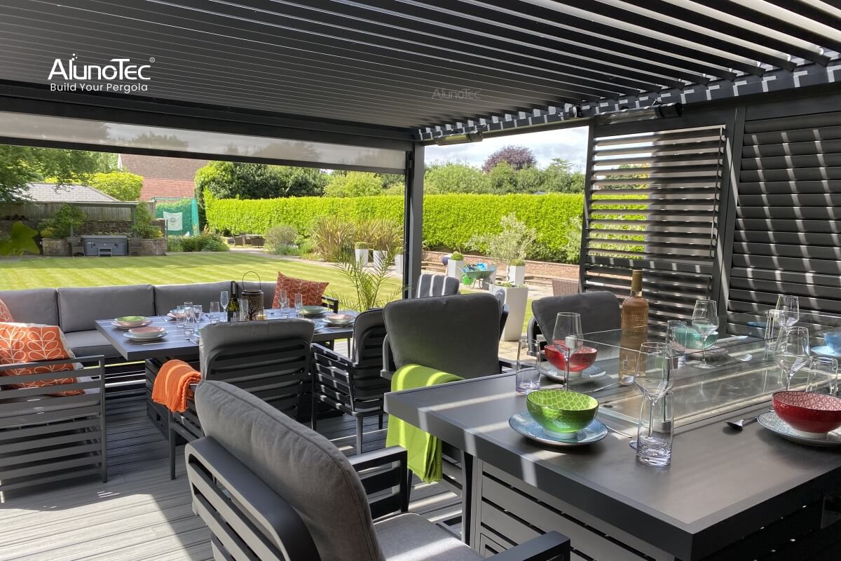 AlunoTec Pergola in the UK