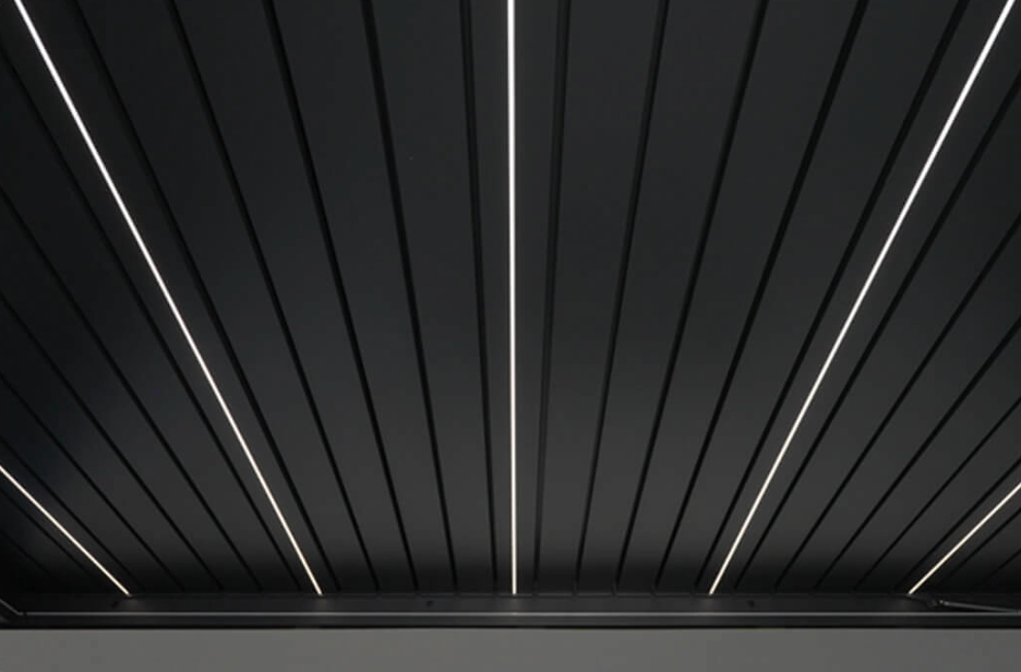 Louver roof